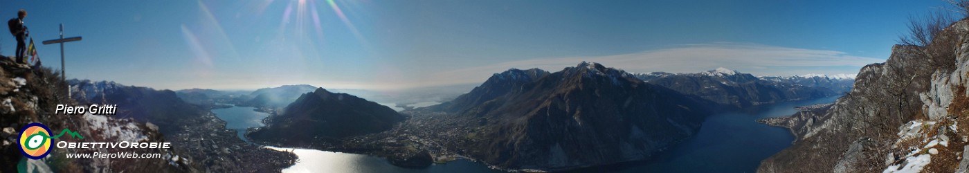51 Panoramica dal Crocione su Lecco, i suoi laghi, i suoi monti.jpg